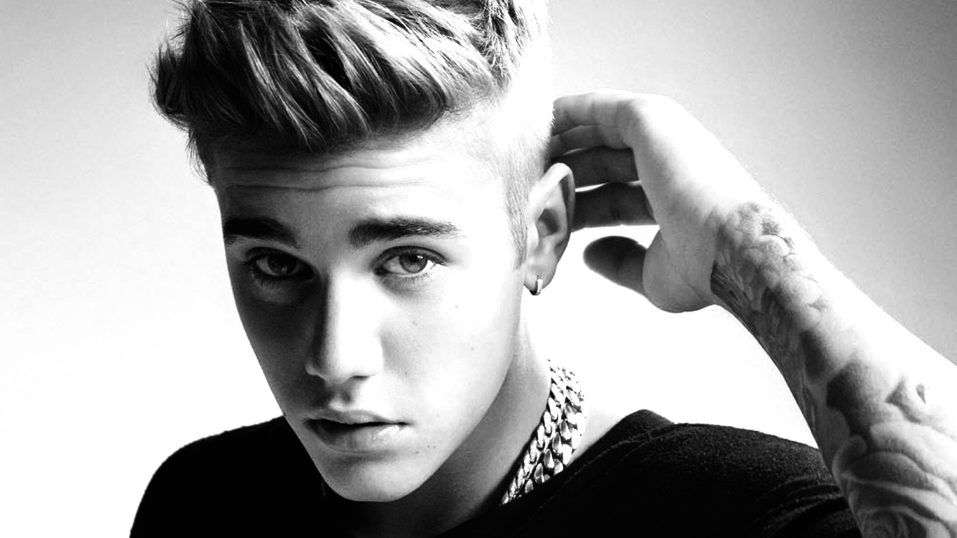 Have you heard? Justin Bieber’s Coming To India In May.